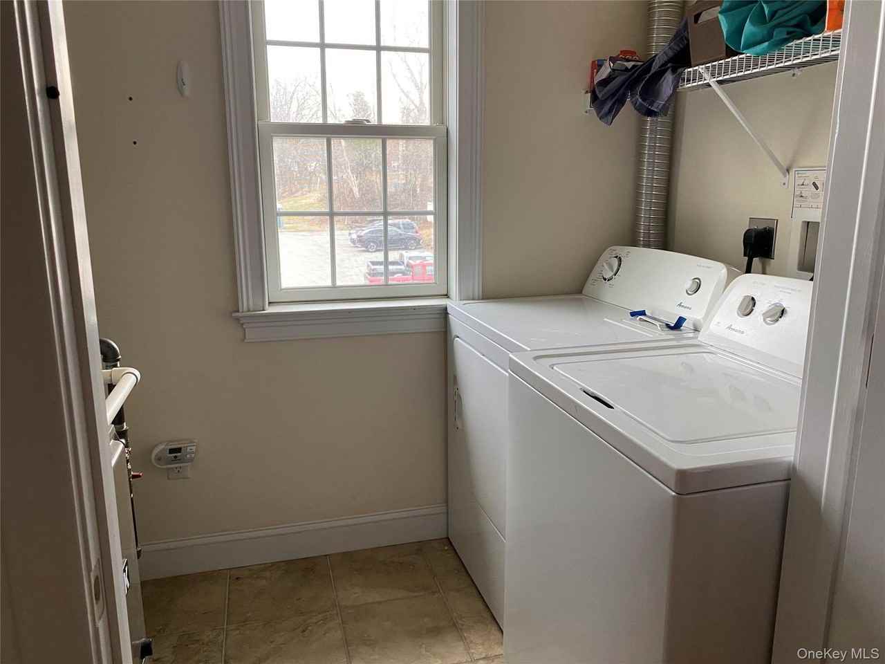 27 N Main St Apt C - Photo 5 of 11