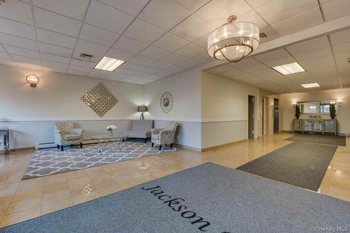 101 Jackson Ave Apt 2p - Photo 4 of 9