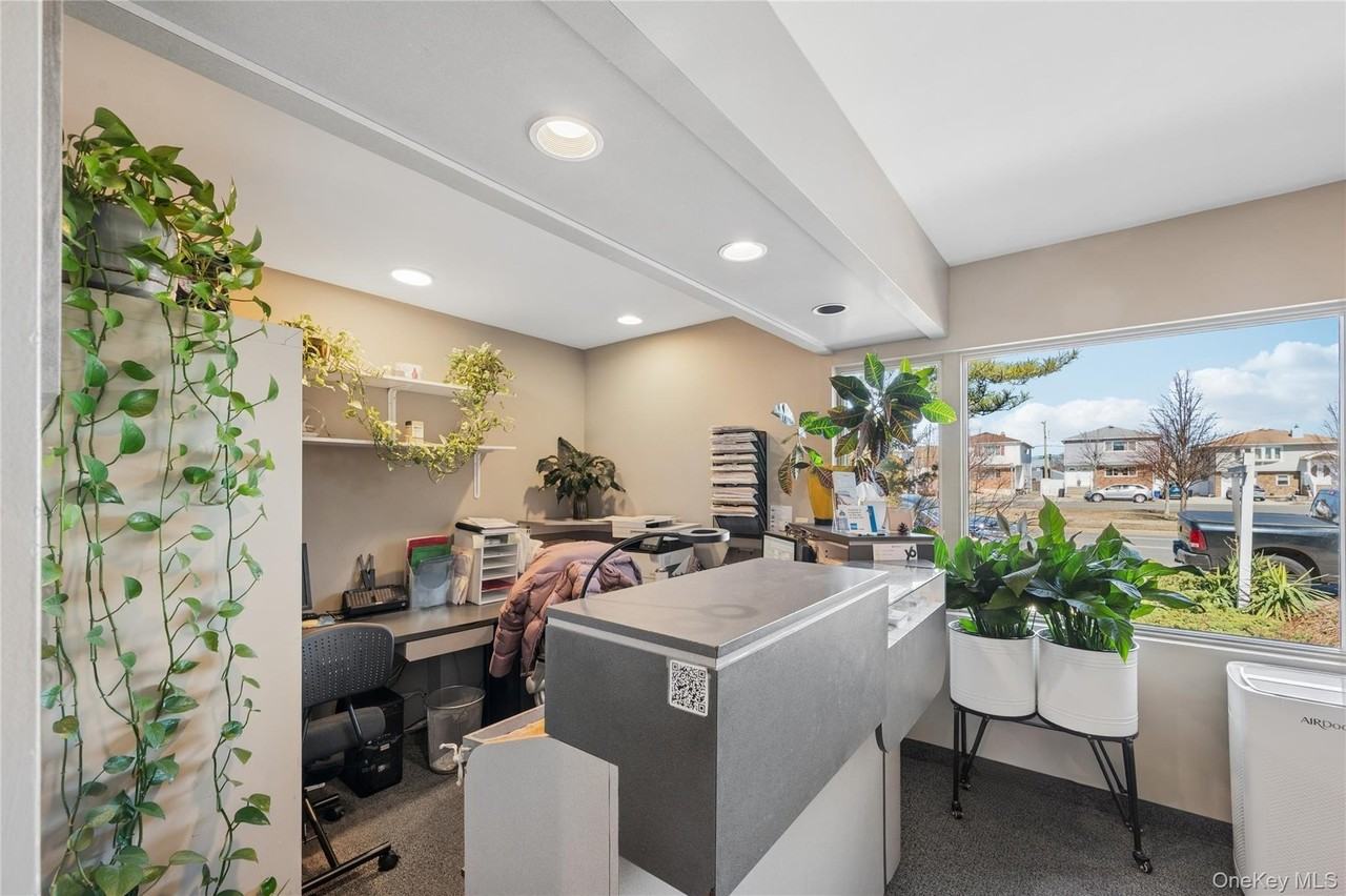 714 E Park Ave - Photo 6 of 21