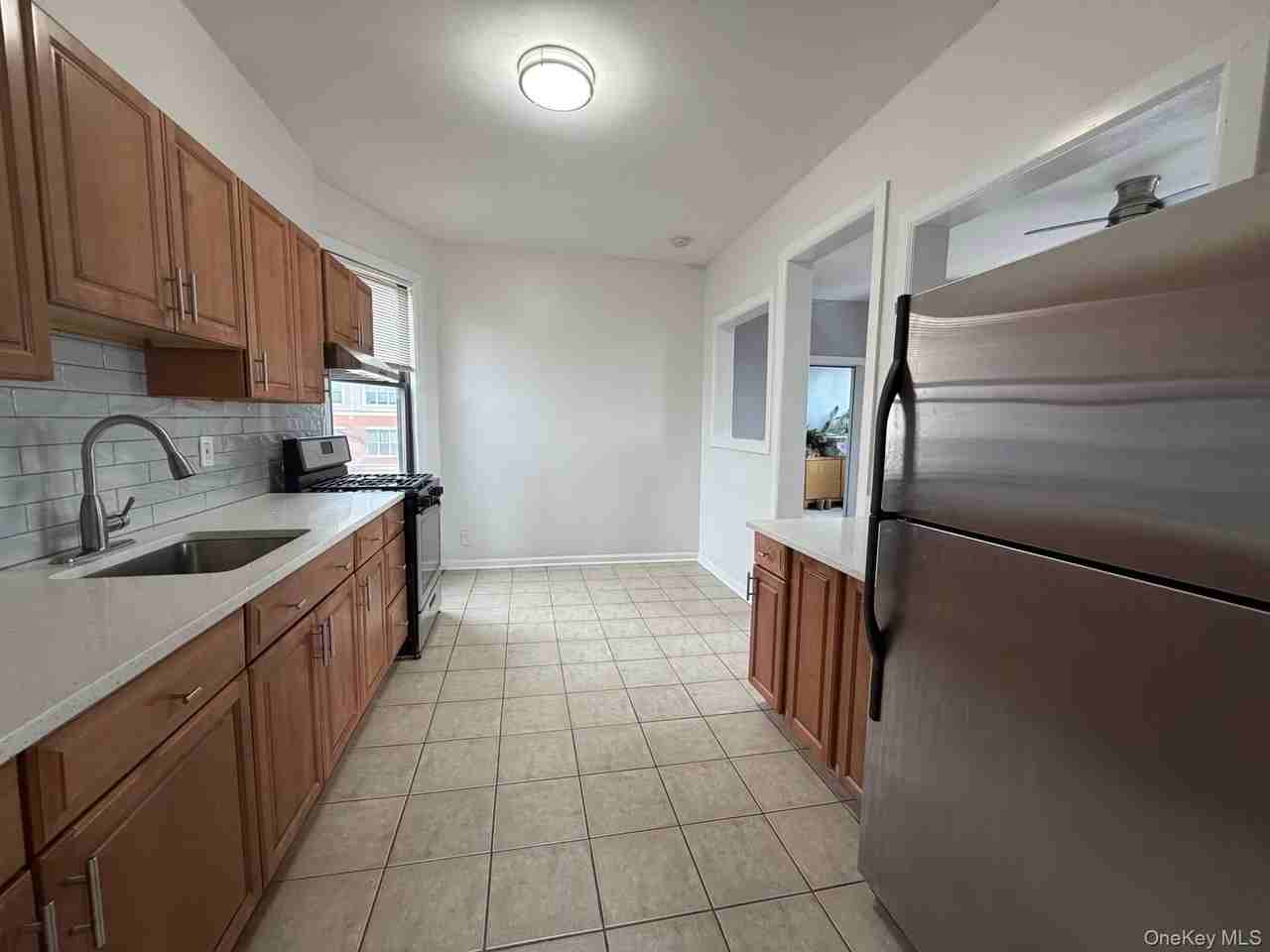 6 Parsons St Apt 3r - Photo 4 of 8