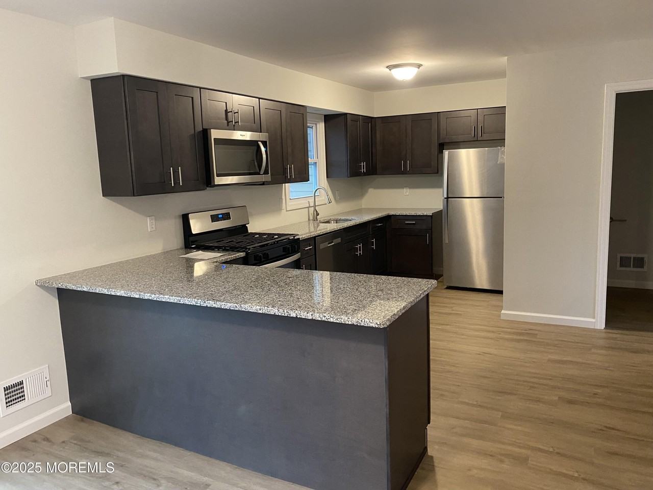 12A Diamond Dr Unit A - Photo 2 of 12