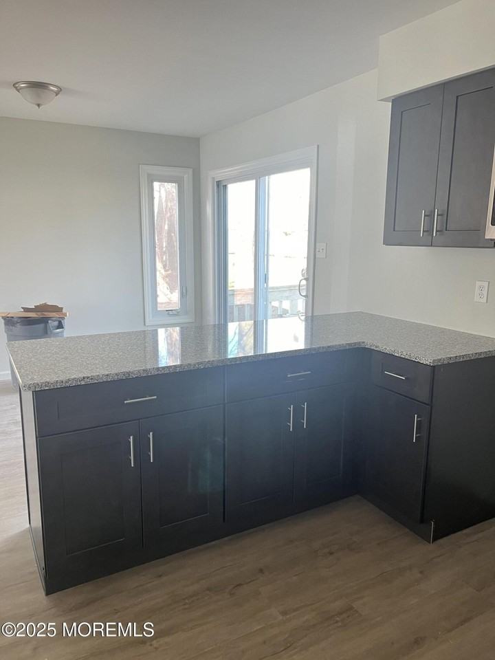 12A Diamond Dr Unit A - Photo 7 of 12