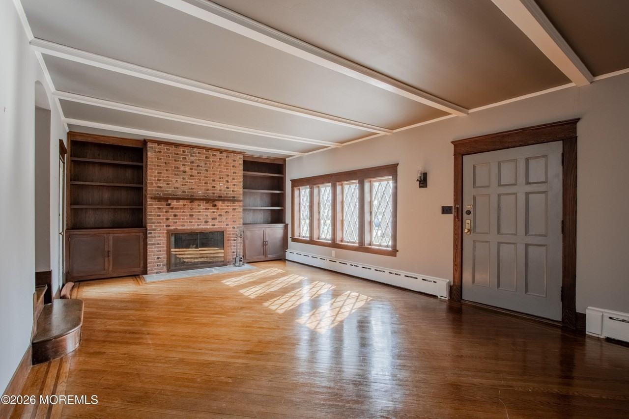 3 Monmouth Ave - Photo 2 of 25