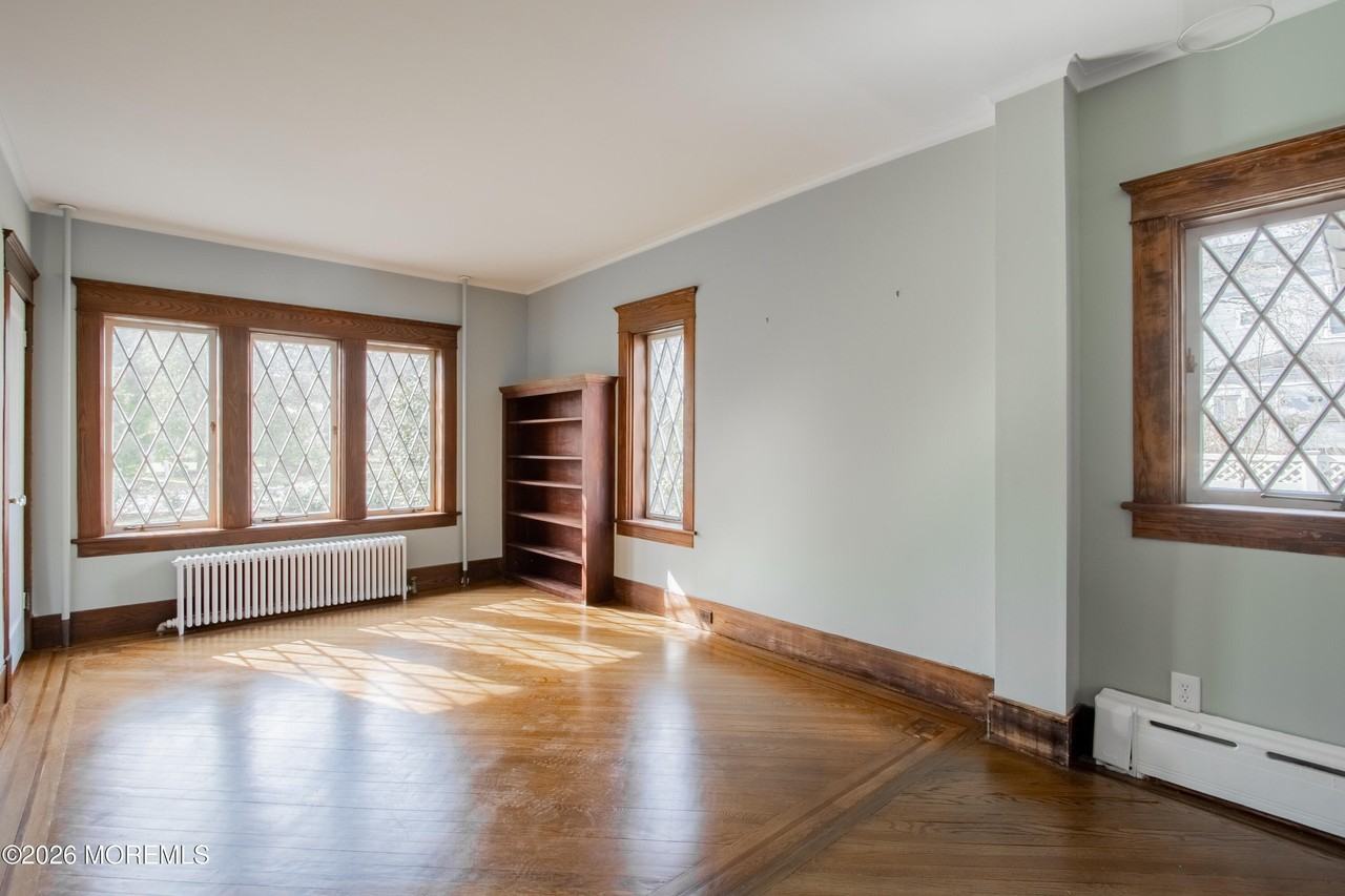 3 Monmouth Ave - Photo 6 of 25