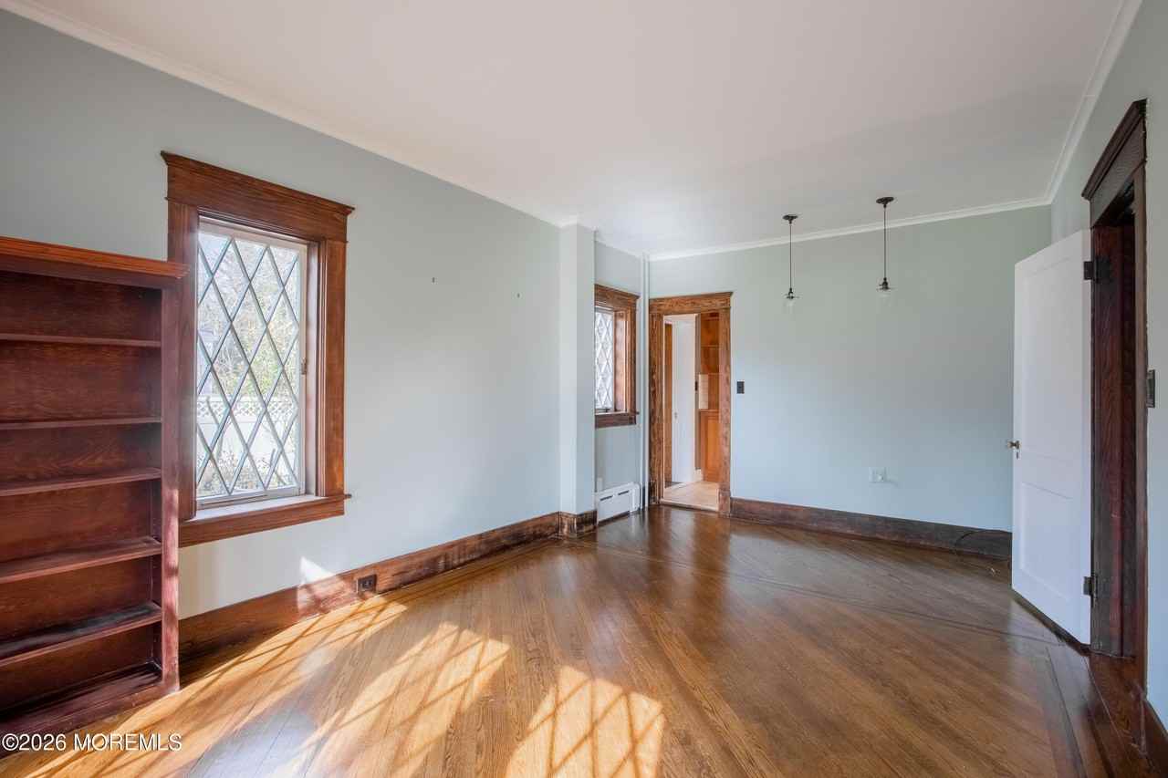 3 Monmouth Ave - Photo 7 of 25