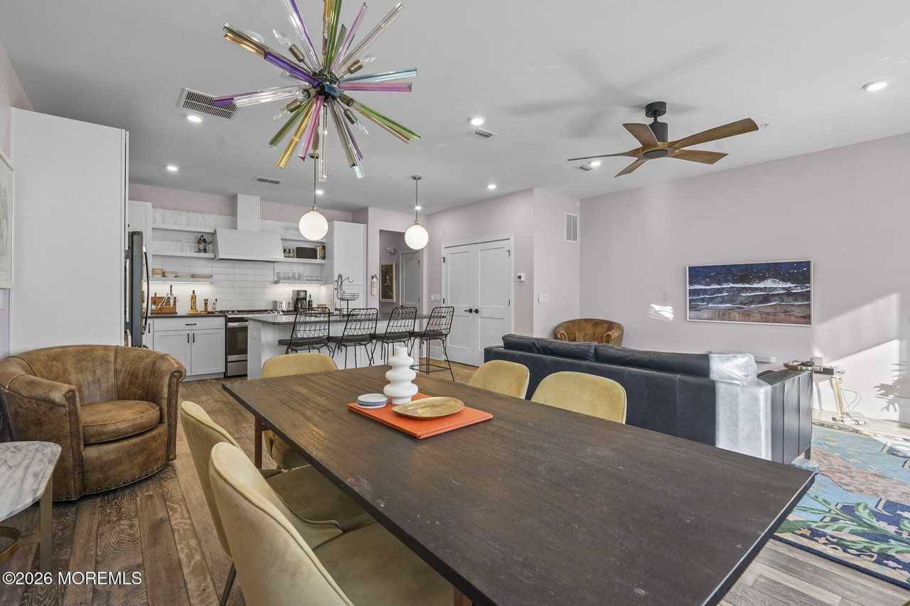 300 Asbury Ave Unit 14 - Photo 4 of 37