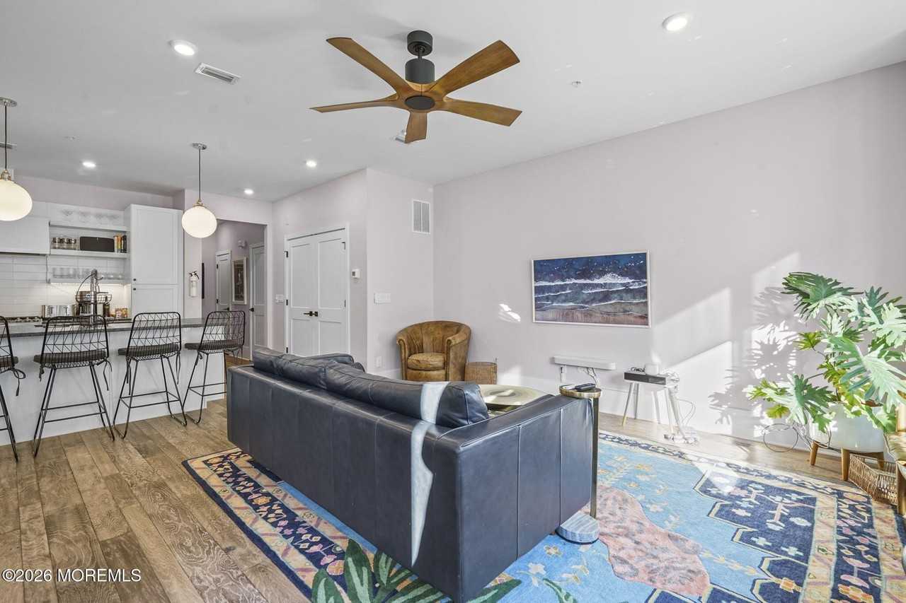 300 Asbury Ave Unit 14 - Photo 7 of 37