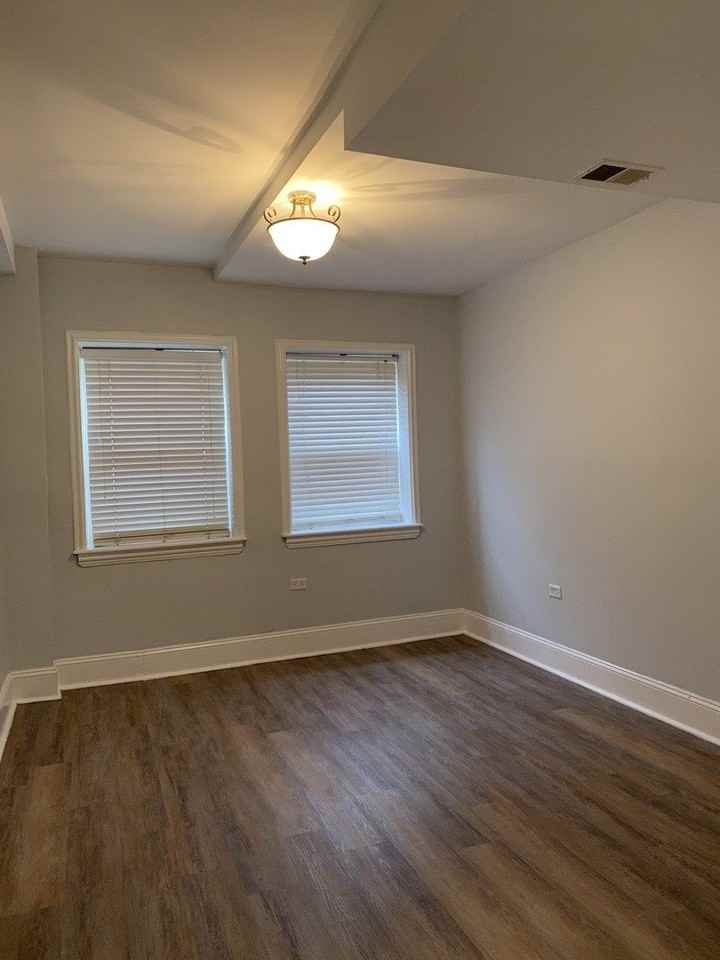 7010 S Merrill Avenue unit: Gdn - Photo 4 of 16