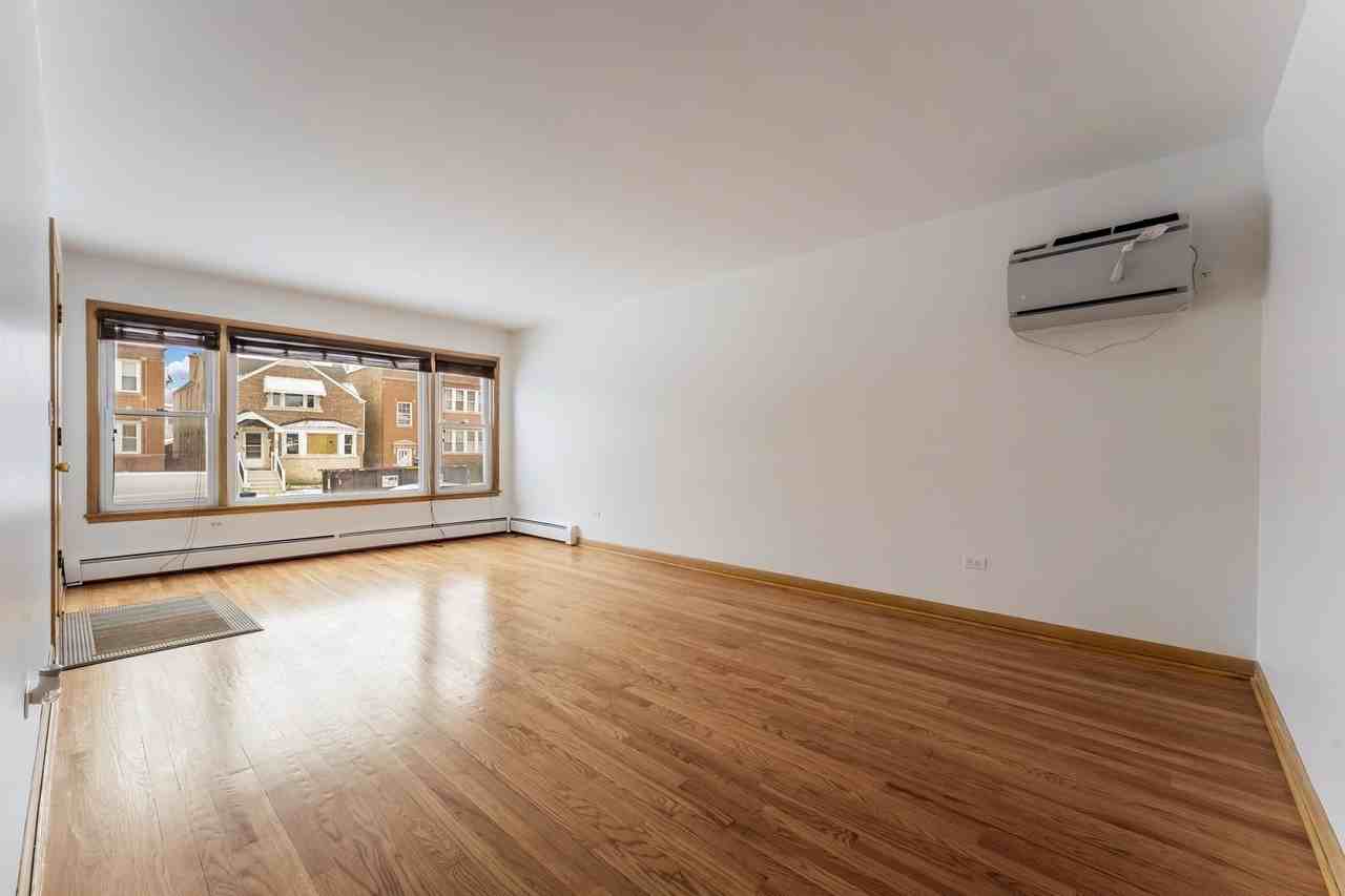 4936 N Marmora Ave Unit 1 - Photo 6 of 21