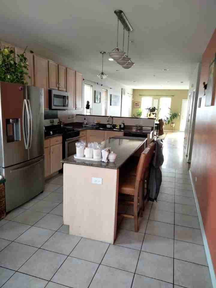 8217 Lincoln Ave - Photo 4 of 18