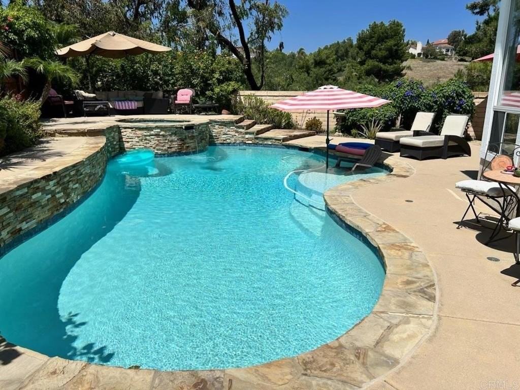 4976 Bella Collina St - Photo 2 of 11