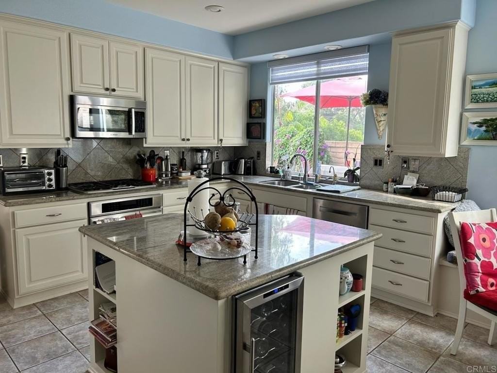 4976 Bella Collina St - Photo 4 of 11