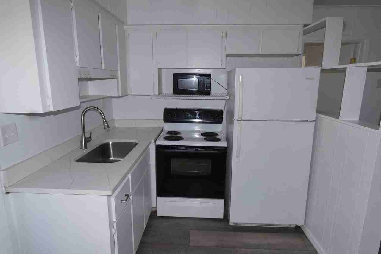 6905 3rd St N - Photo 5 of 10