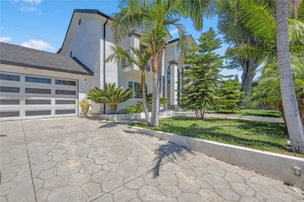 17043 Gunther St - Photo 2 of 50