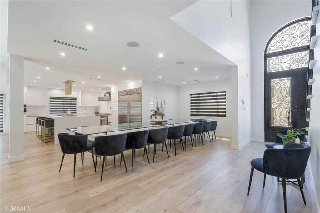 17043 Gunther St - Photo 4 of 50