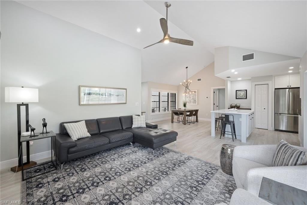 714 Reef Point Cir - Photo 4 of 33