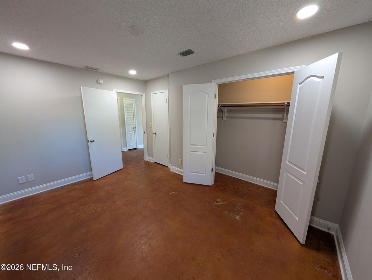 2063 N Laura St - Photo 7 of 11