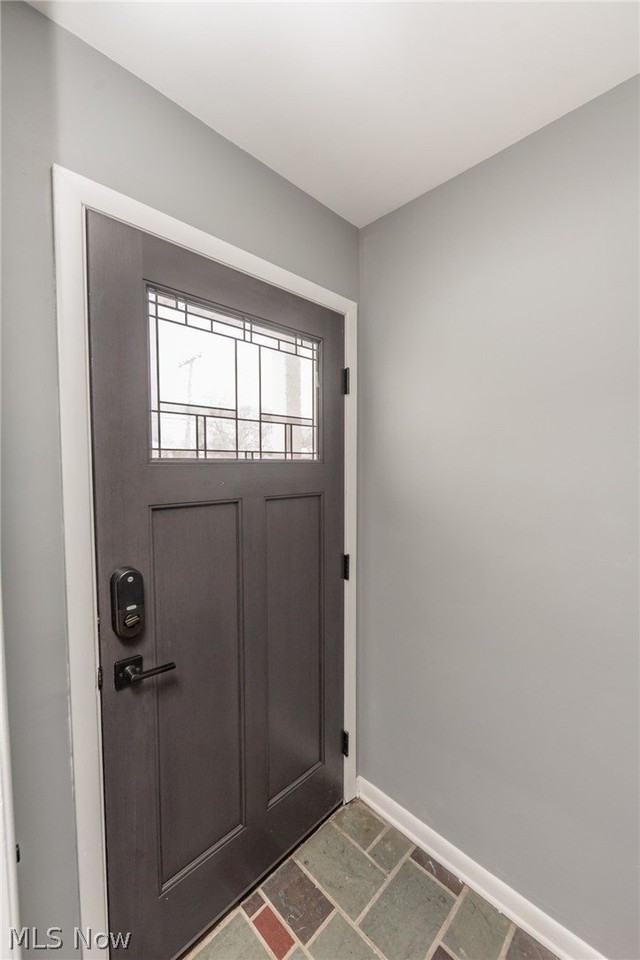 2539 Warrensville Center Rd Unit Down - Photo 2 of 43