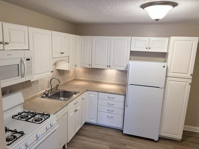 4 Lancelot Ct #8 - Photo 2 of 7