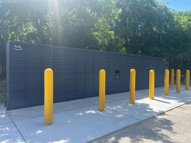 4 Lancelot Ct #8 - Photo 7 of 7