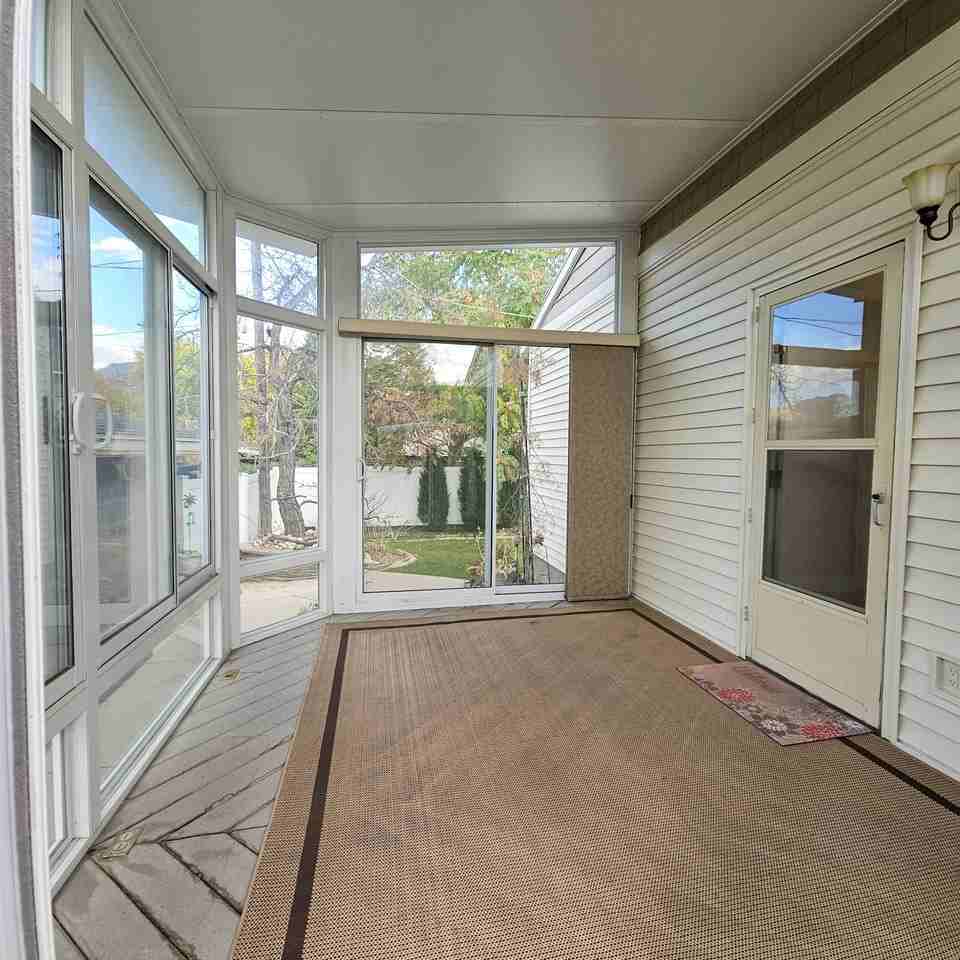 4185 S St - Photo 2 of 17