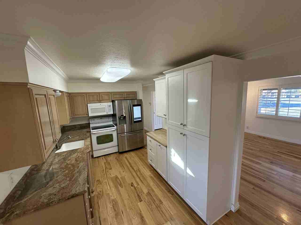 6554 S Vinecrest Dr - Photo 6 of 17