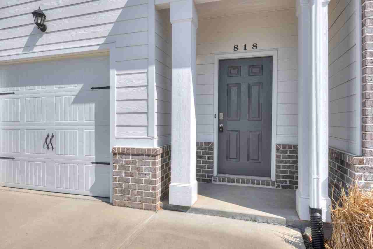 818 Quaint Parish Cir #1 - Photo 3 of 31