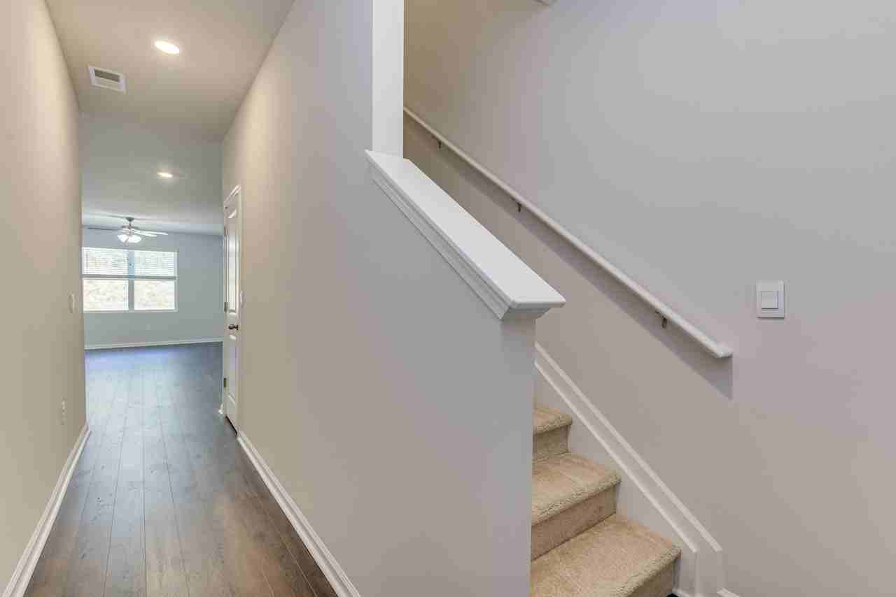 818 Quaint Parish Cir #1 - Photo 5 of 31