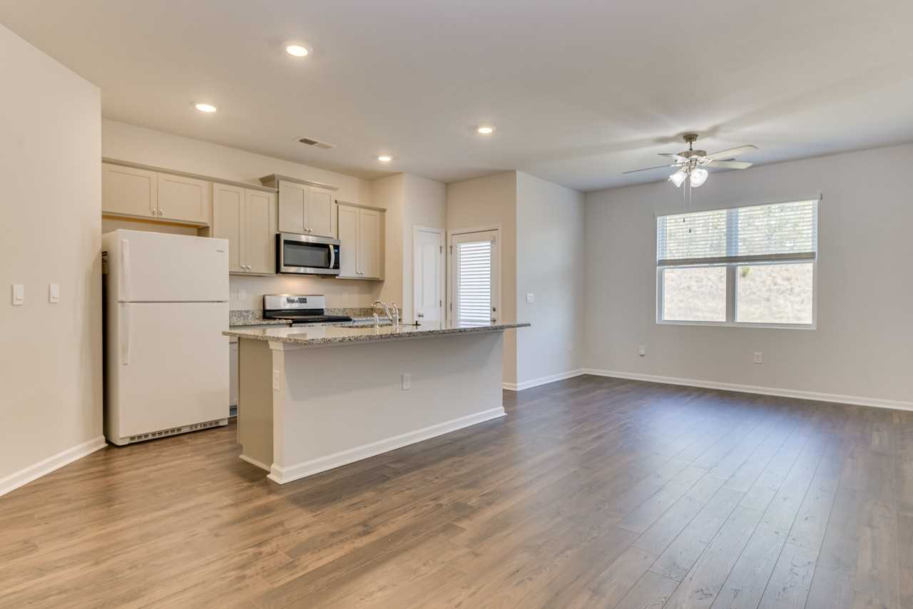 818 Quaint Parish Cir #1 - Photo 6 of 31