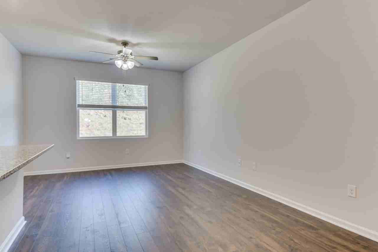 818 Quaint Parish Cir #1 - Photo 7 of 31