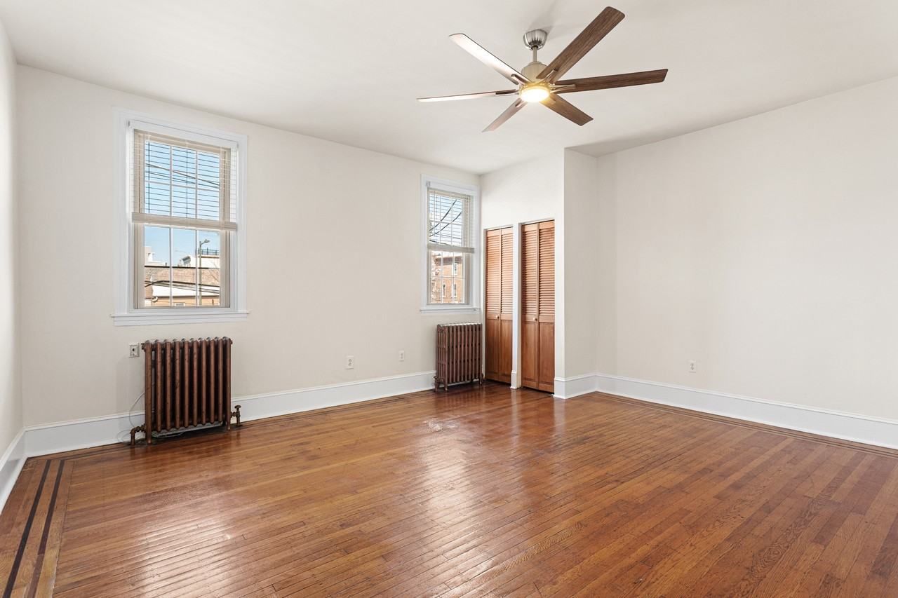 202 E Girard Ave #1 - Photo 6 of 20