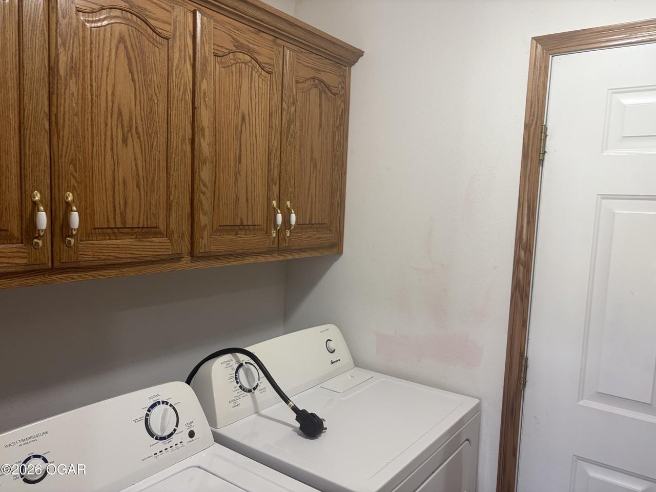 2416 Iron Gates Rd - Photo 4 of 7