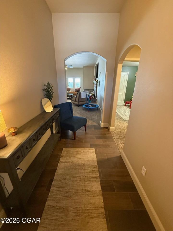 2101 S Jonathan Hunter St - Photo 5 of 7