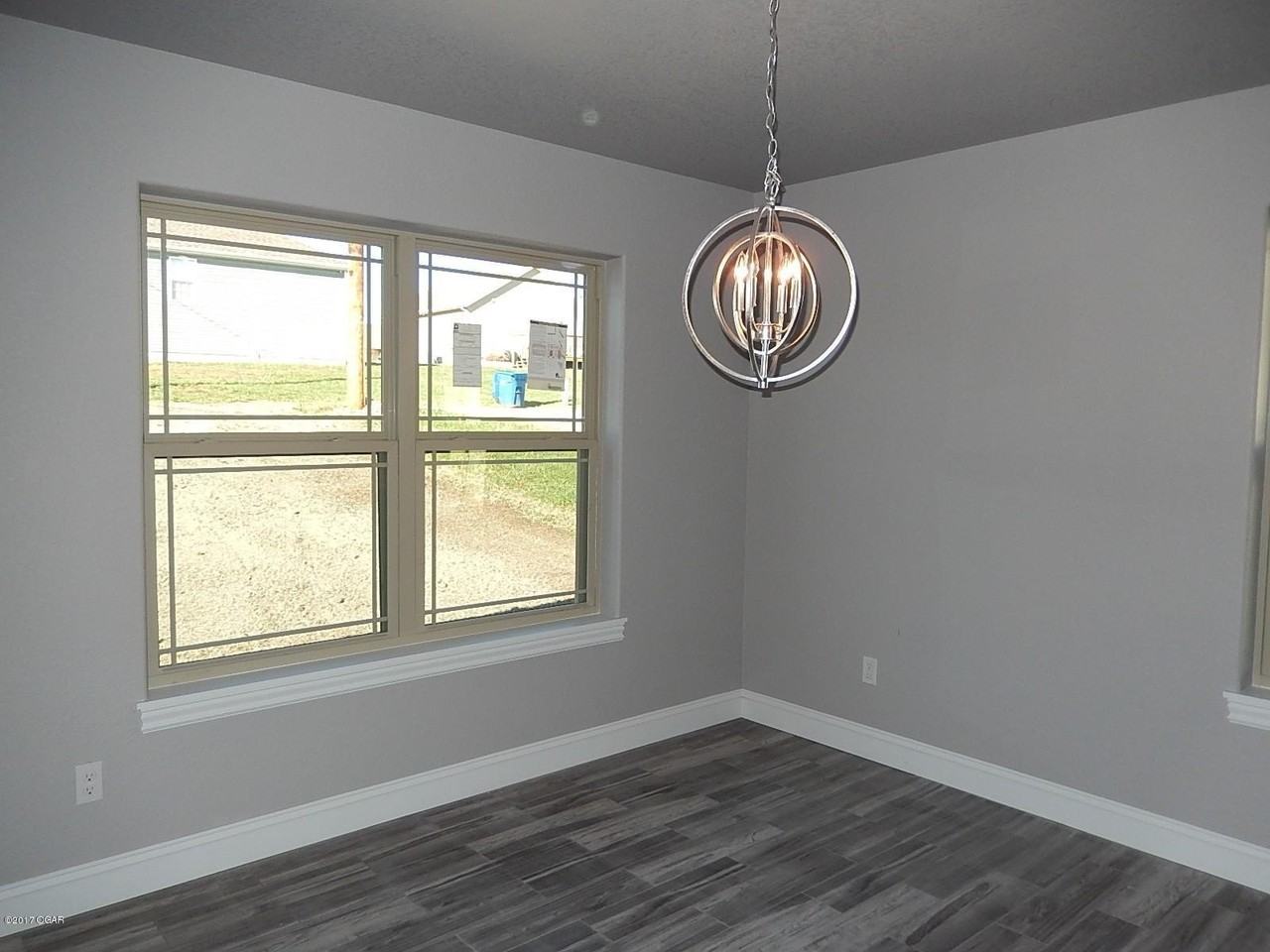 2430 Grand Ave - Photo 2 of 17