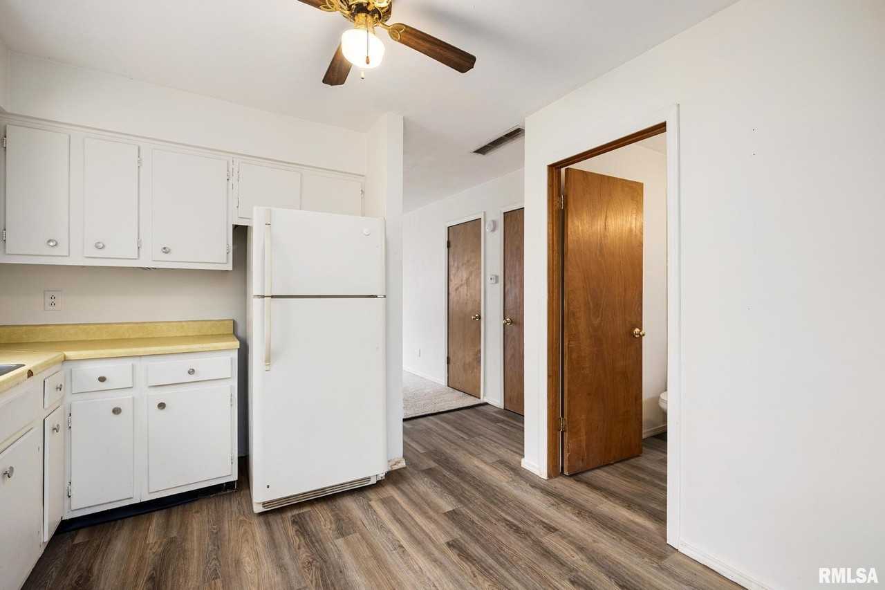 1333 W Jeth Ct - Photo 5 of 13