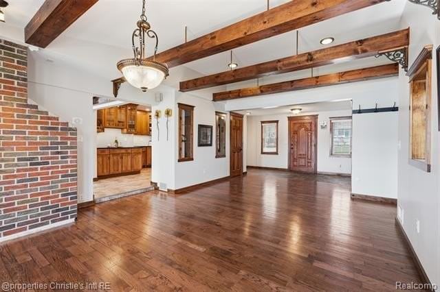 2739 Lakeridge - Photo 3 of 45