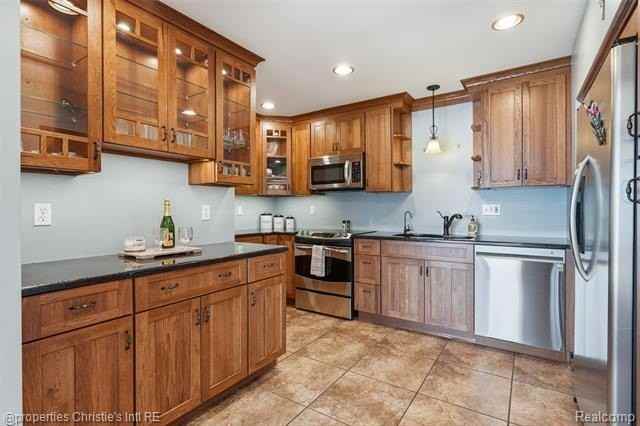 2739 Lakeridge - Photo 5 of 45