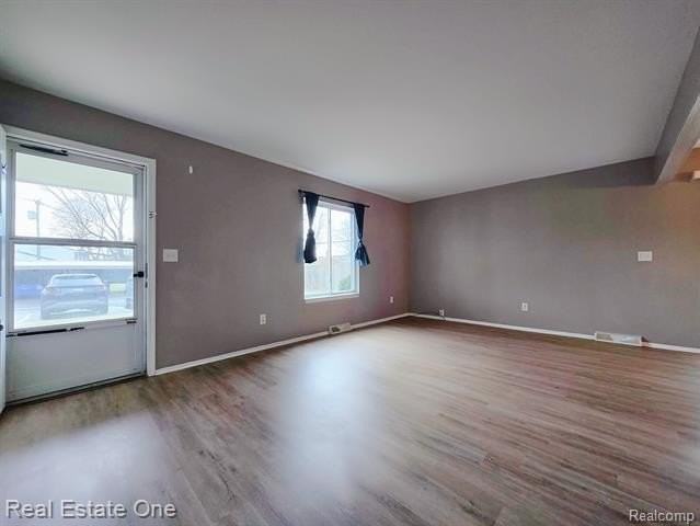 24128 Quad Park Ln - Photo 5 of 19