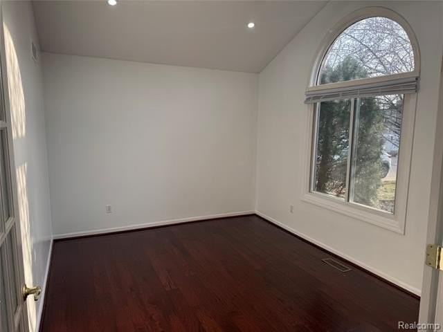 51336 Pinewood Dr - Photo 5 of 27