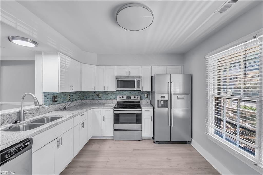 1240 Peoples Way - Photo 4 of 30