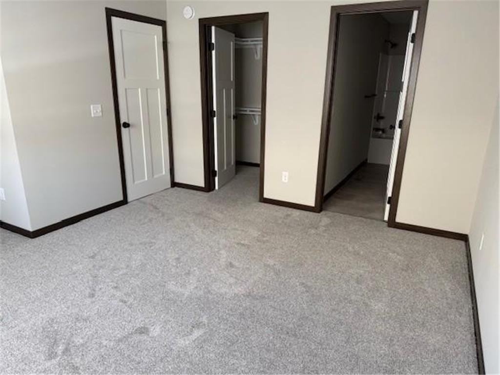 614 Dillon Ave N - Photo 4 of 11