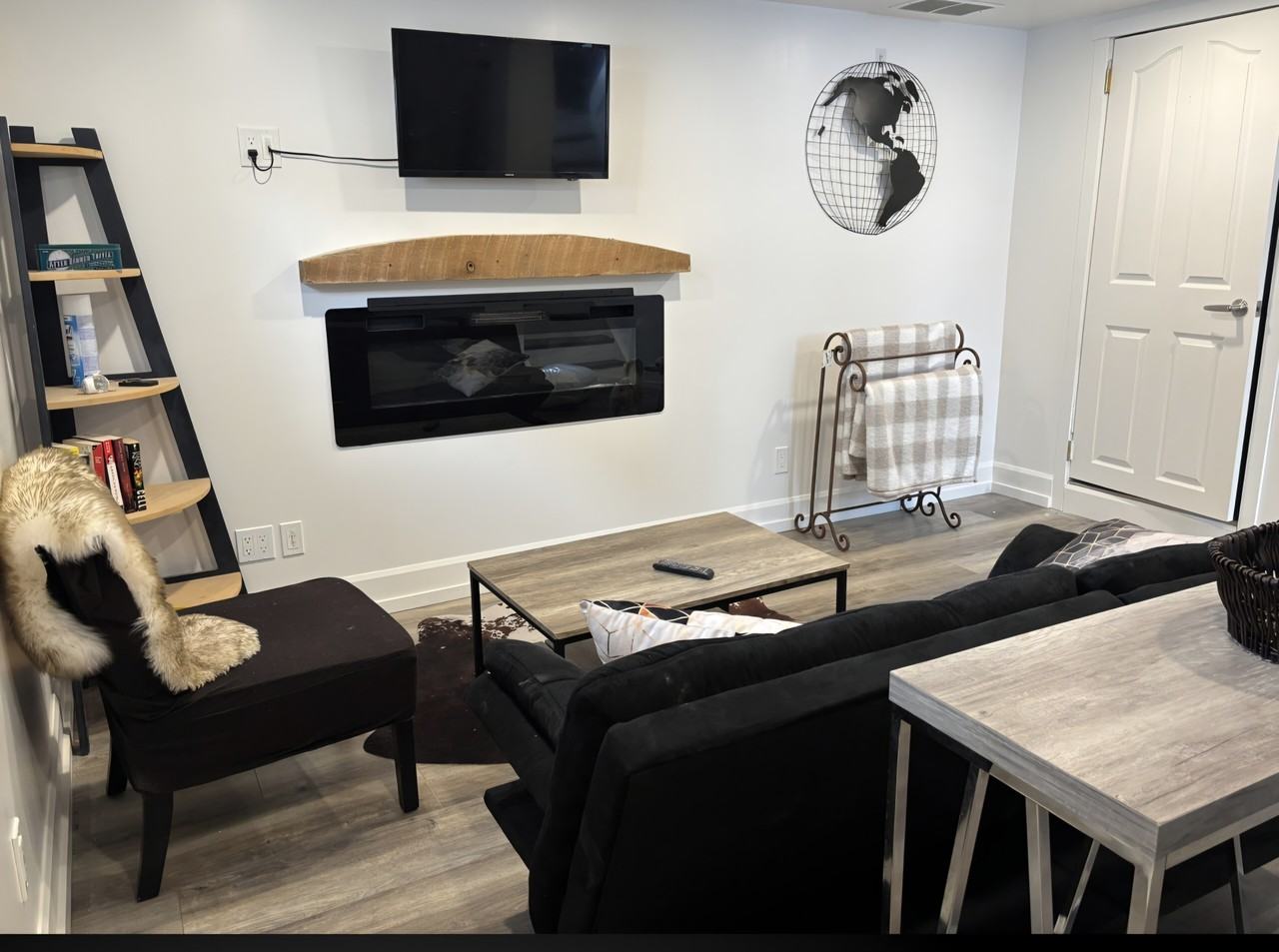 210 Fearnwood Street - Photo 4 of 11