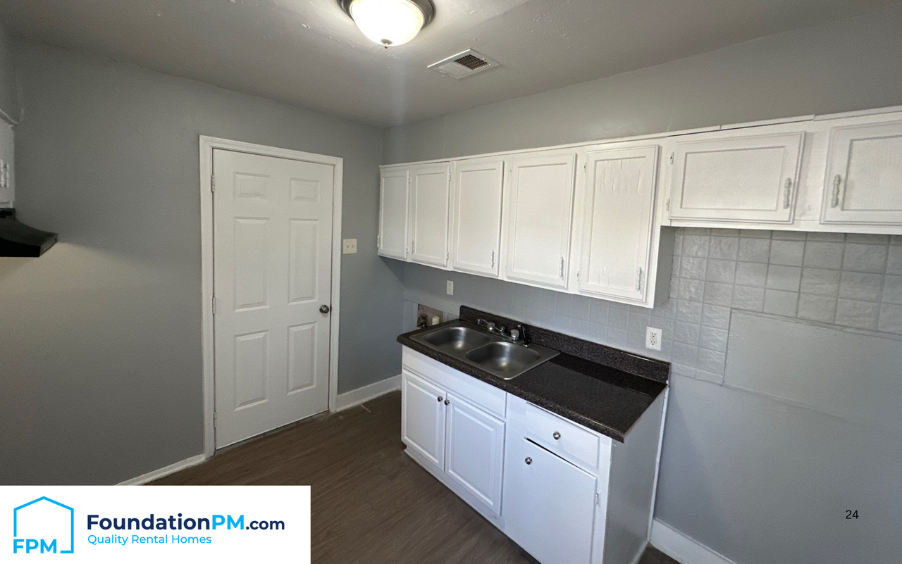 4532 Sunny View Dr #1 - Photo 5 of 14