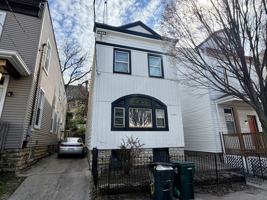 featured image of 2242 Victor St #0