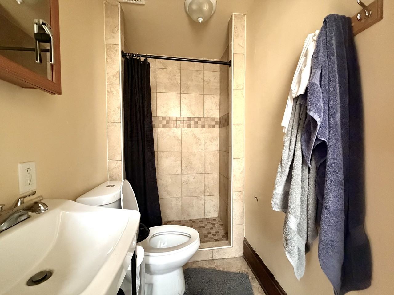 2242 Victor St #0 - Photo 6 of 12