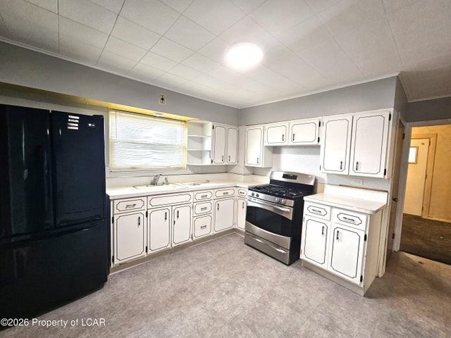 92 Diamond St #1 - Photo 4 of 19