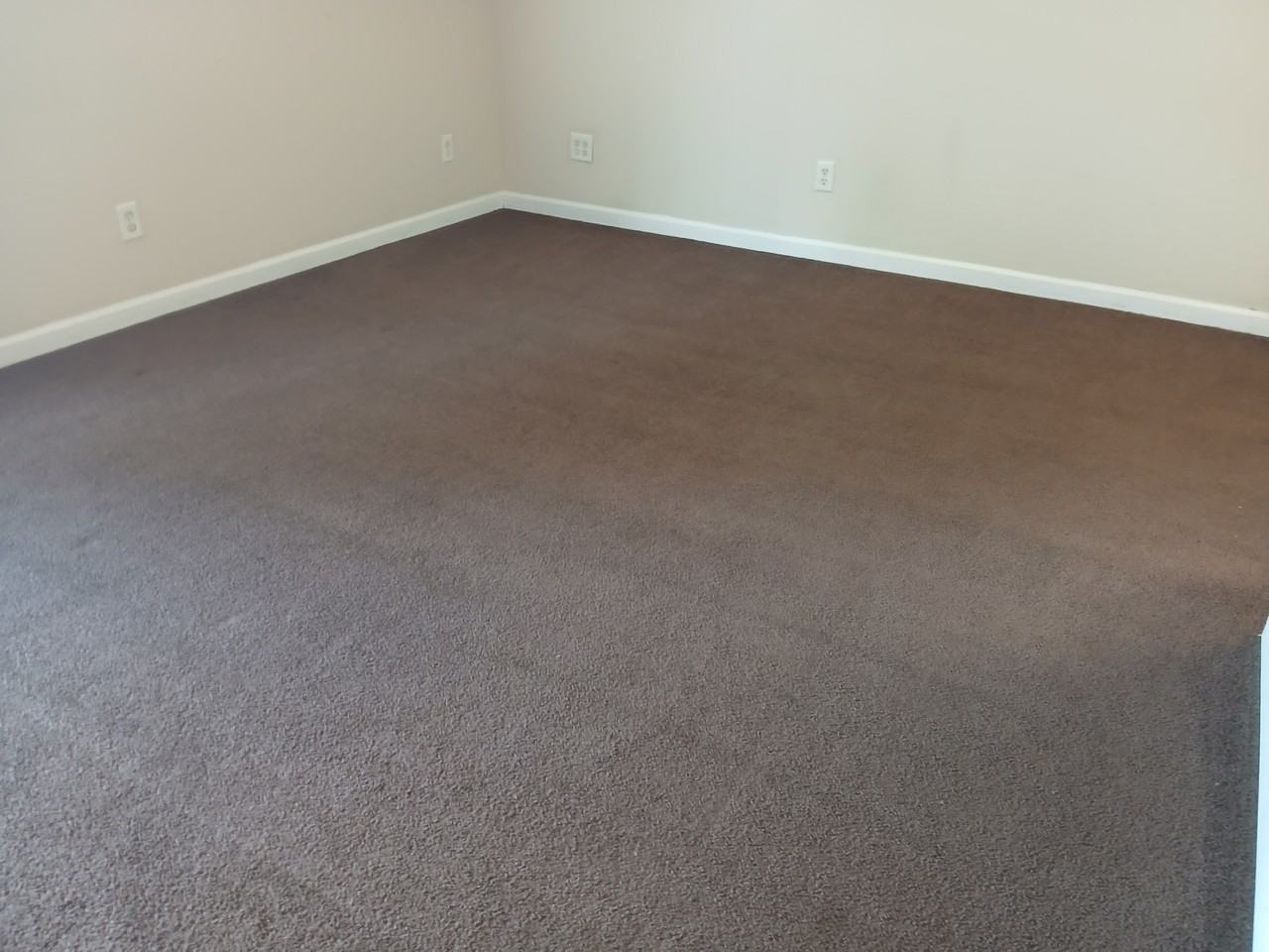 319 E Mill St Apt 4 #4