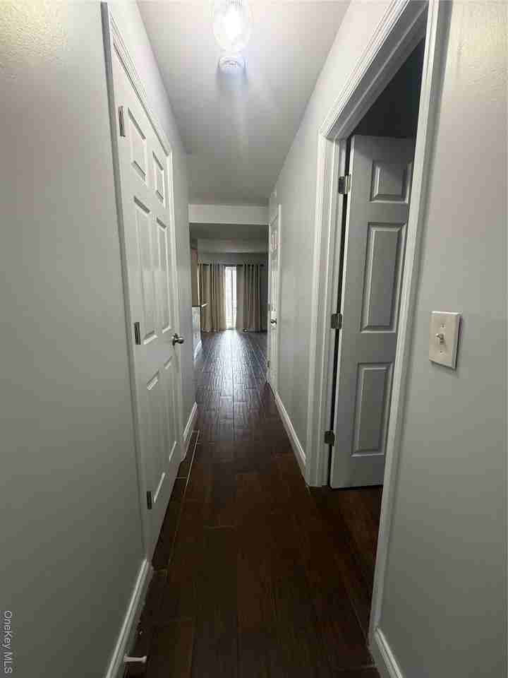 1 Lexington Hl - Photo 6 of 17