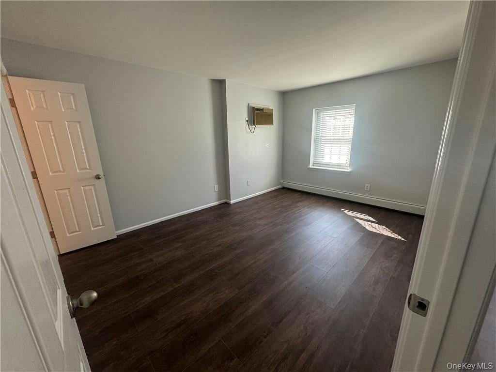 1 Lexington Hl - Photo 7 of 17