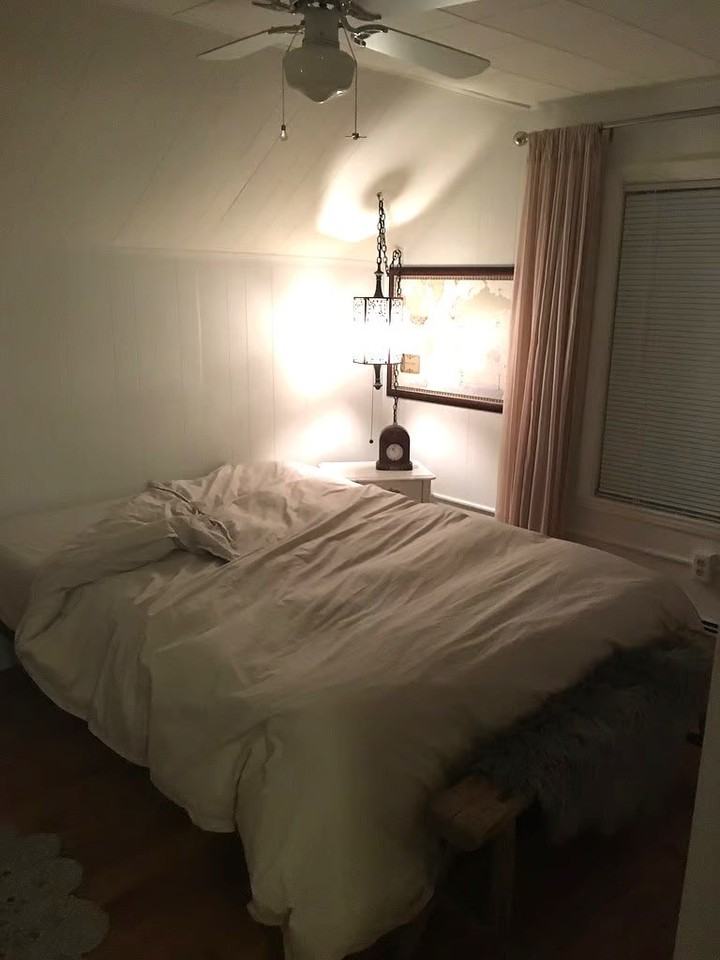 519 Bennington St - Photo 7 of 11